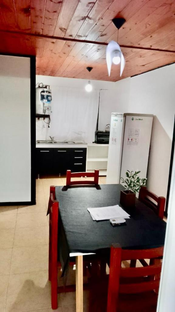 El Rincon De Jose Luis - Cabanas Y Restaurante Tanti Eksteriør billede