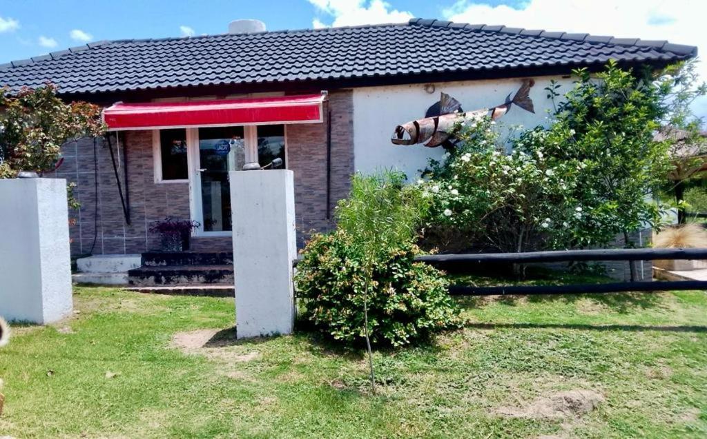 El Rincon De Jose Luis - Cabanas Y Restaurante Tanti Eksteriør billede